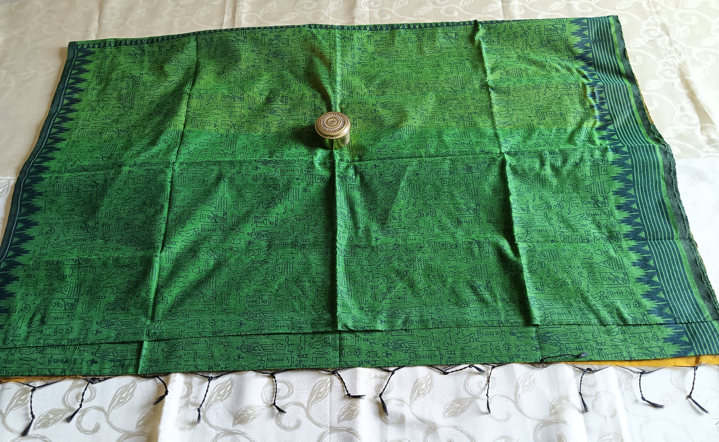 Bengal Handloom Cotton Saree With Contrast Pallu - Green Colour