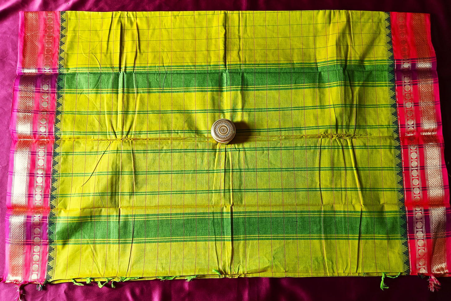 South cotton saree - Yellowish green